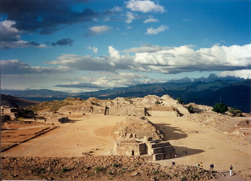 monte_alban_2