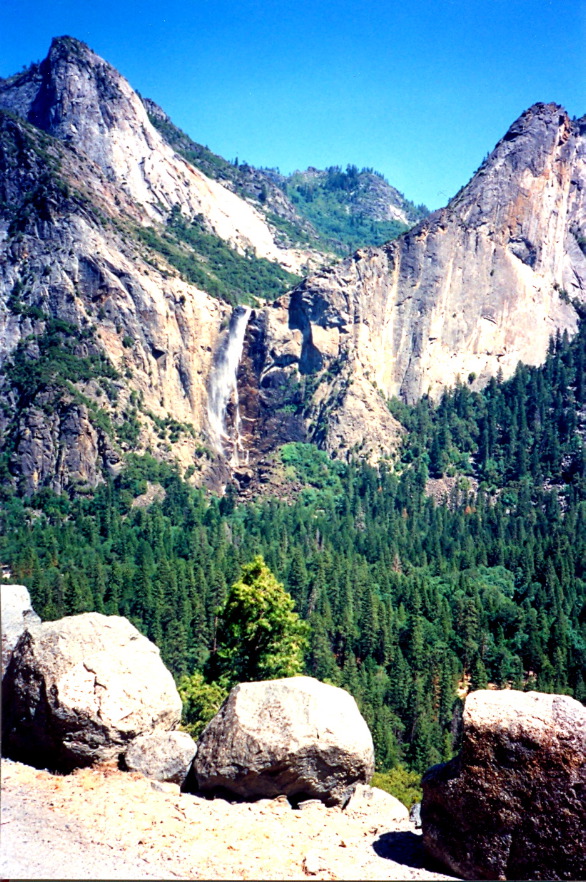 Bridal_Veil_from Old_Oak_road